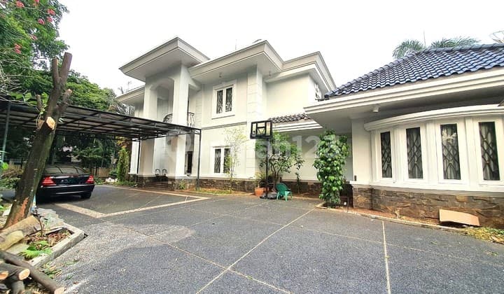 Rumah di Kebayoran Baru Area Patiunus Dekat ke Jl Sudirman. 6218