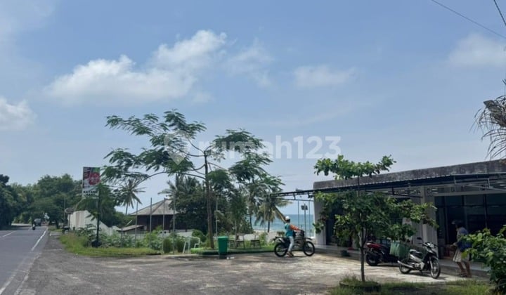 Tanah Strategis di Pinggir Jalan Utama Kubutambahan, Depan Kayana Minimart