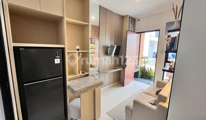 Akses 2 Mobil 7 Menit ke Pintu Toll & Universitas