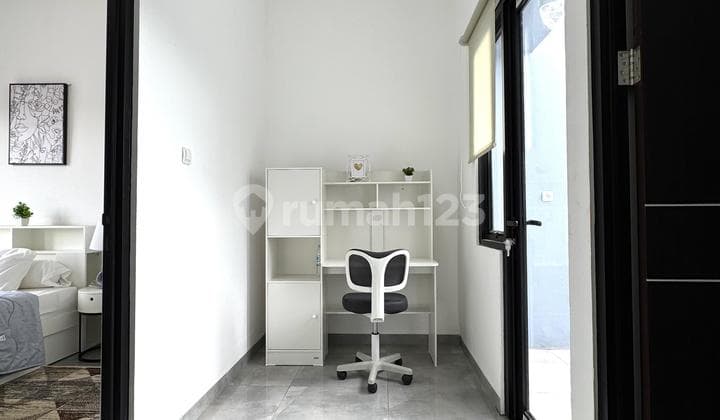 Rumah 2 Lantai DP 0% Deket Transjakarta & KRL