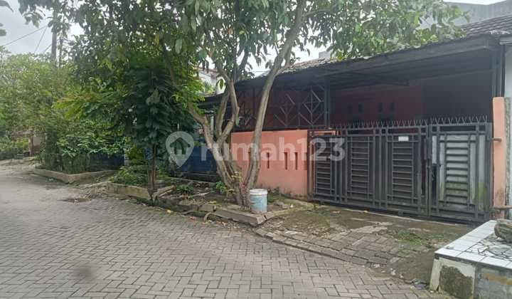 Dijual Cepat Rumah Depan Taman di Pws Tigaraksa Kabupaten Tangerang