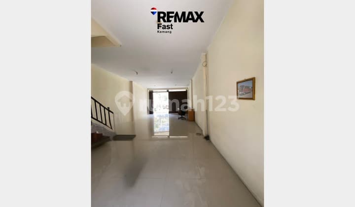 For Sale / Fast Rent - Strategic Shop House in Sukamaju, Depok