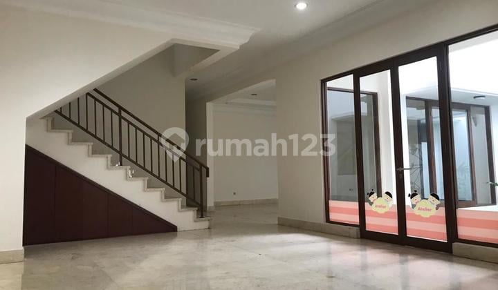 For Sale - Strategic Large House - Move-In Ready