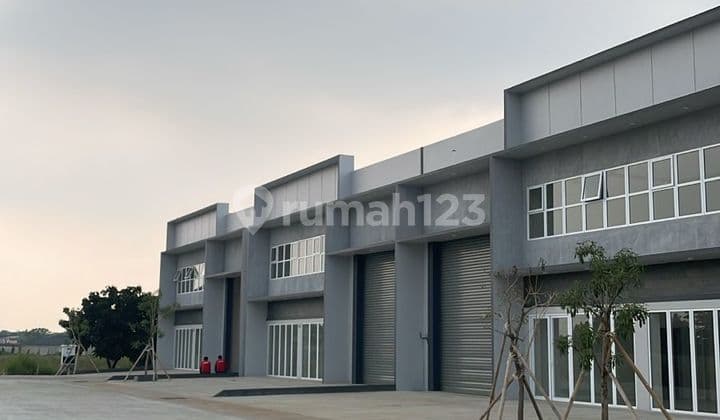 Gudang Disewakan Siap Pakai Muat Kontainer 40Ft di Legok