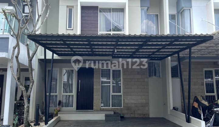Rumah Siap Huni 2 Lantai Hadap Timur PPJB Semi Furnished di BSD