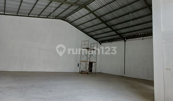Gudang Baru Siap Pakai Kantor 2 Tingkat Stock 2 Unit di Jatake