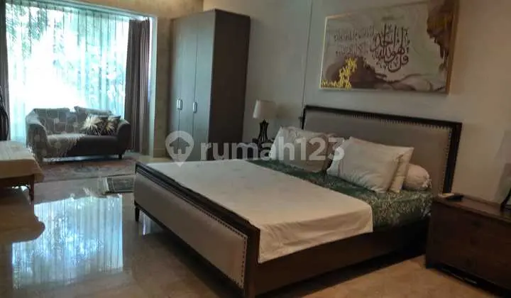 Rumah Mewah di Sewakan di Menteng Jakarta