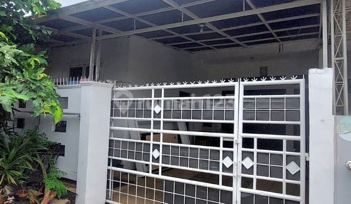 Rumah Unfurnished Row Jalan Lebar Siap Huni di Gading Serpong