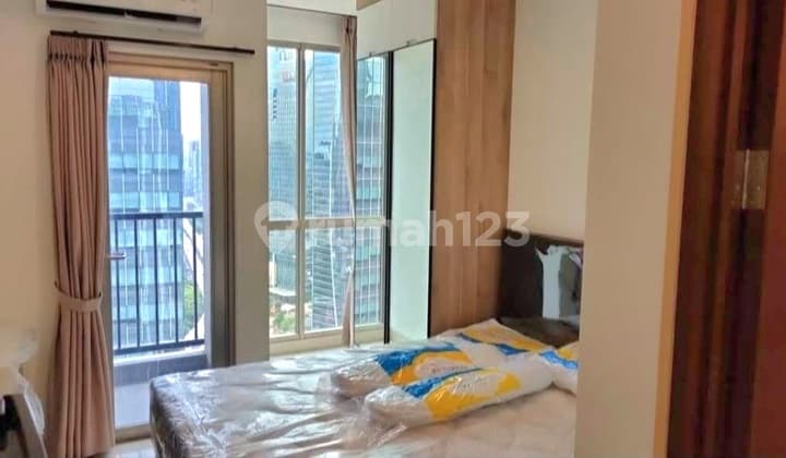 Apartemen Full Furnish PPJB Siap Huni View Perkotaan di Kuningan