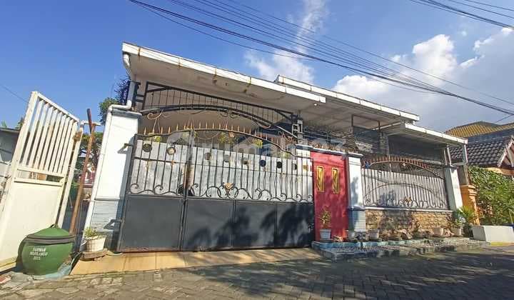 Rumah Jl Candi Panggung Permai