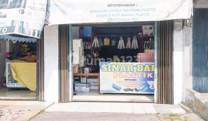 Cheap for Sale 2-Storey Shop House | Freehold Title | Jl. Sm. Raja