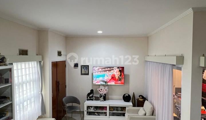 Rumah Cantik Minimalis Dekat Kampus Politeknik Bandung