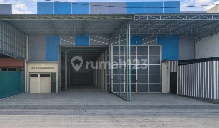 Gudang 3 Lantai + Lift Barang - Central Cakung