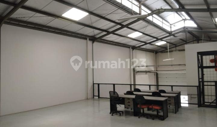 Fully Furnish Siap Pakai! Gudang 2 Lantai Bizpark 3 Bekasi 2