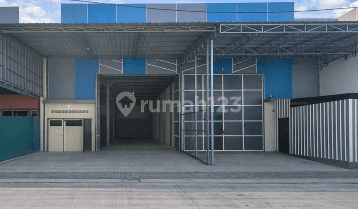 Gudang 3 Lantai Siap Pakai di Cakung | Dekat Akses Tol