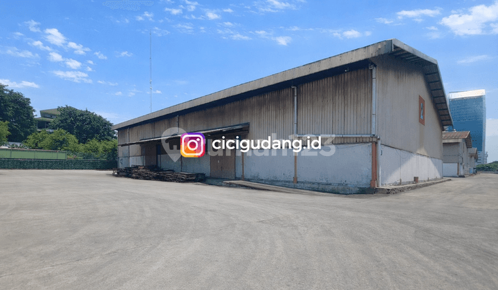 Only 1 Unit Left! 1200 sqm Warehouse in the City Near Tj. Priuk