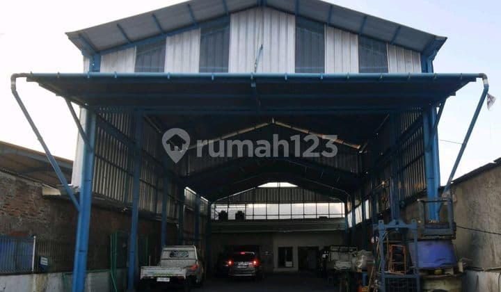 Ideal Land Suitable for Workshop / Garage Near the Port