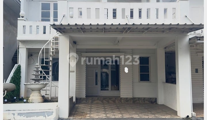 Hunian Nyaman Dekat Sekolah dan Akses Tol di Kota Wisata