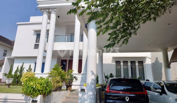 Dijual Rumah Mewah di Legenda Wisata Cibubur