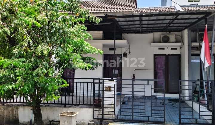 Disewakan Rumah Nyaman 2 KT Lokasi Strategis di Graha Raya