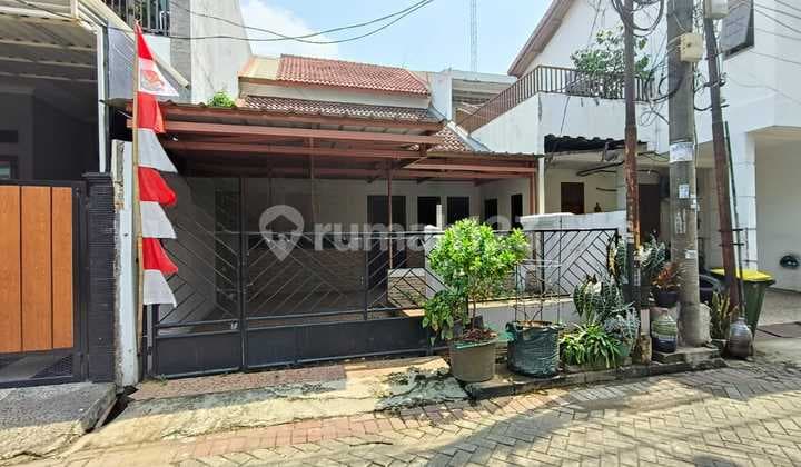 Rumah Second Dijual Dalam Perumahan Strategis Cimanggis Depok