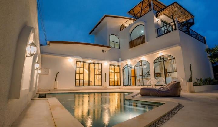 Villa Mewah Siap Huni Bonus Bisnis Management Ungasan Bali