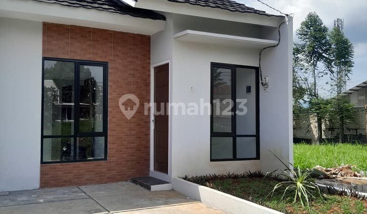 Rumah Ready Dekat Cibubur Akses Tol Siap Huni bisa KPR