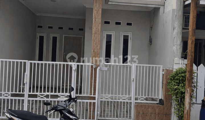 Rumah Dijual Cepat di Perumahan Dukuh Zamrud Kota Bekasi