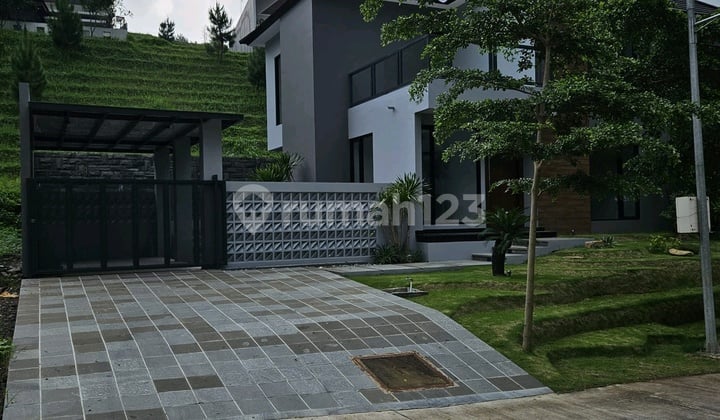 Villa Mewah Baru Taman Dayu Pandaan 4Kt Siap Huni