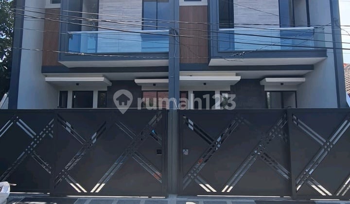 Dijual Rumah Baru 2 Lantai Manyar Surabaya Timur