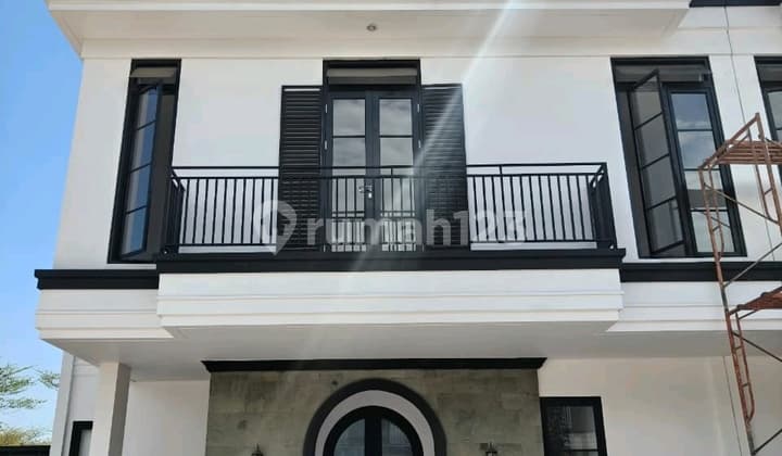 Dijual Rumah Baru Gress Dian Istana