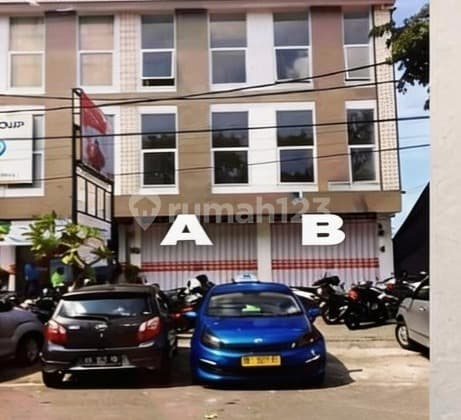 Ruko Mainroad 3 Lantai Jalan Raya Kuta