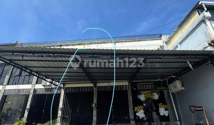 FOR RENT: 2-Story Shop House on Main Road, West Gatsu Street