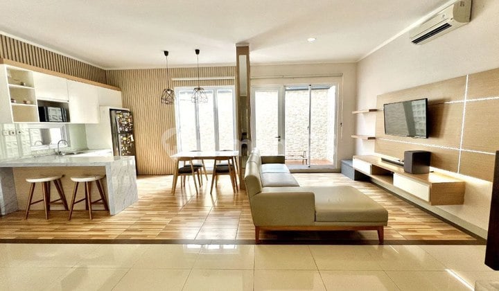 Dijual Rumah Sumarecon Bekasi Full Furnished