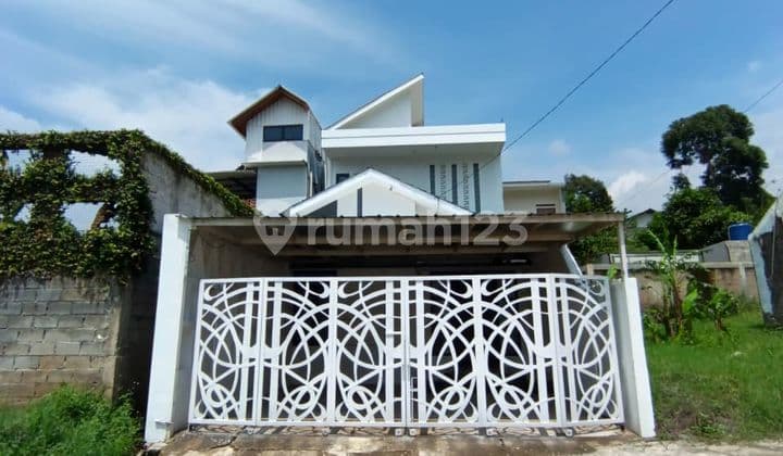 Rumah Siap Huni 2 Lantai Bandung Timur Bebas Banjir