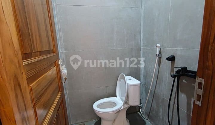 Rumah Siap Huni Dekat Soekarno Hatta & Metro Indah Mall