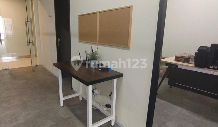 Disewakan Office Space Soho Capital Furnished Daerah Strategis Jakarta Barat