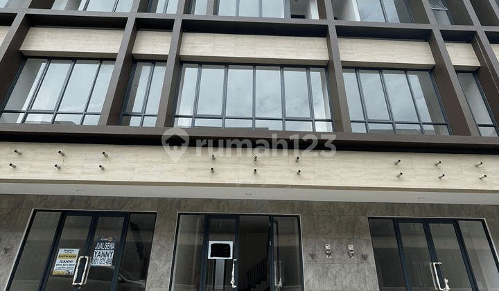 4,5X13 Ruko Northridge 3 Lantai Lokasi Strategis