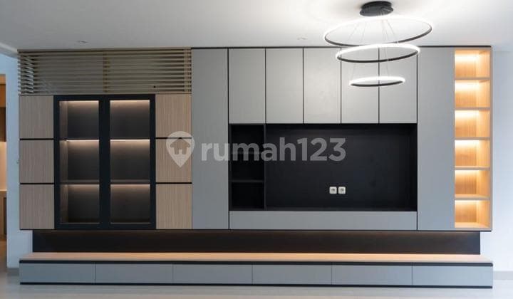Rumah Baru Desain Modern Ada Pool 4+1 KT Asri di Bintaro Sektor 9
