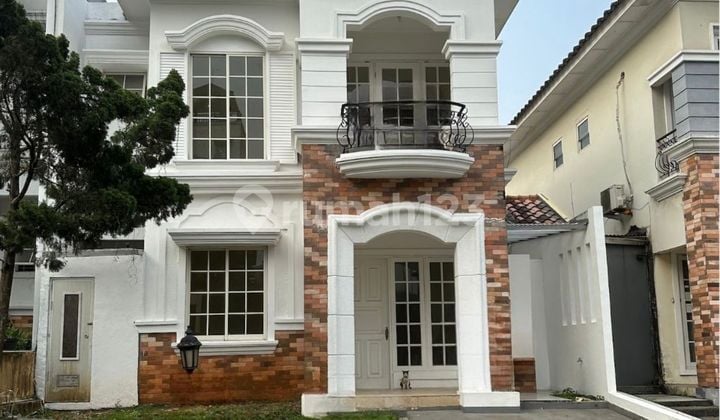 Dijual Rumah 2 Lantai Rapi Siap Huni 3+1 Kamar The Green BSD