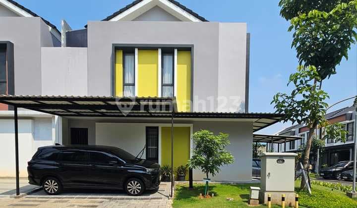 Rumah Semi Furnished Hoek Siap Huni