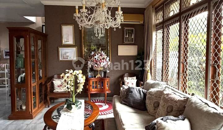 Rumah Classic Modern Terawat Siap Huni Posisi Hook di Camar Residence Bintaro