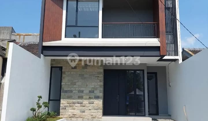 Rumah Baru Modern Dekat Akses Tol Dalam Cluster di Graha Bintaro