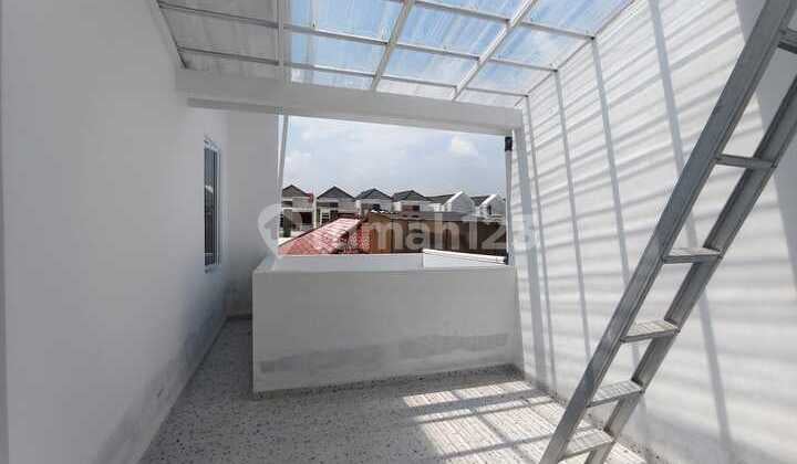 Rumah Baru Siap Huni, 2 Lantai, bisa KPR Lokasi Cisaranten Kulon Arcamanik Bandung