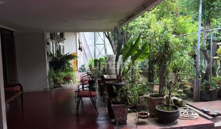 Rumah Siap Huni Dekat Halte Busway dan Mall dengan 2 Gudang