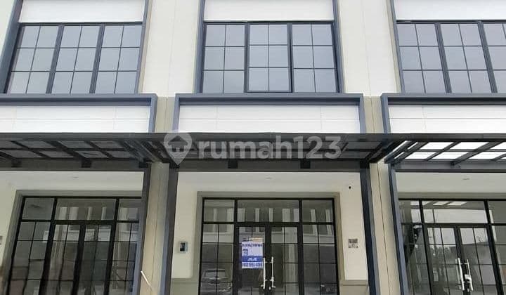 Shop House for Sale, Facing Inwards, 2-Storey Building, Semi-Furnished