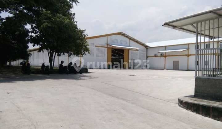 Turun Harga Dijual Melalui Lelang Rumah Kantor dan Bekas Pabrik di Cianjur (Bisa Ajb)