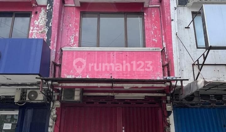 Ready-to-Use 3.5 Floor Shop House Zero Klampis Jaya Main Road - East Surabaya