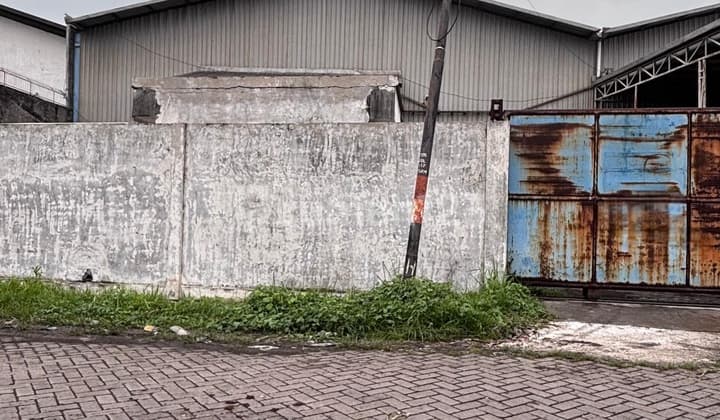 Gudang di Pergudangan Suri Mulia Margomulyo Siap Pakai