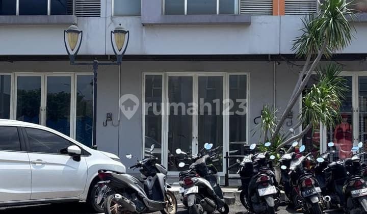 Ruko 2 Lantai di Grand Pakuwon Victoria Main Street Siap Pakai